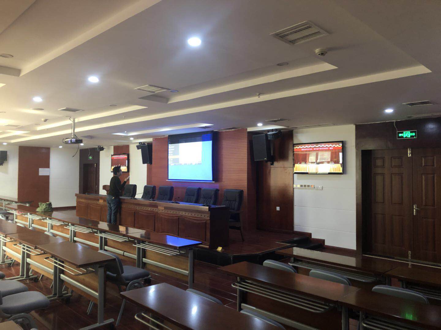 **財政局視頻會議項目竣工