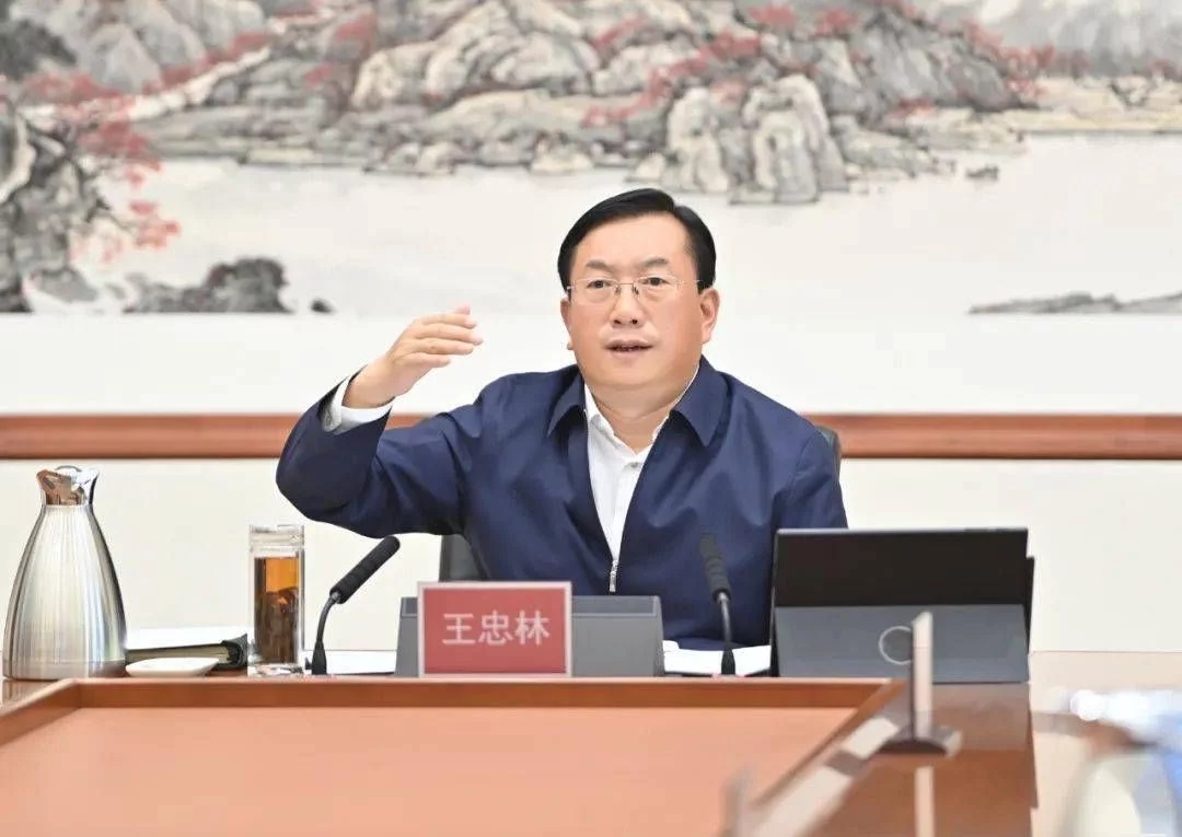 武漢召開疫情防控視頻調度會議:慎終如始做好常